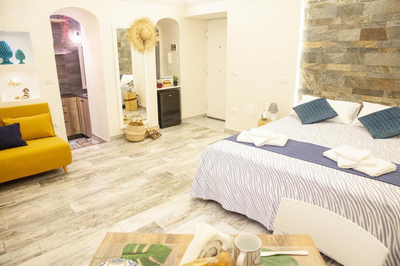 Plebiscito House - Casa Vacanze Napoli Buitenkant foto