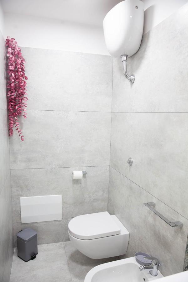 Plebiscito House - Casa Vacanze Napoli Buitenkant foto