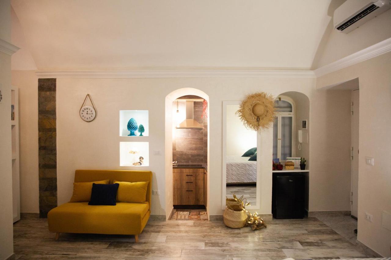 Plebiscito House - Casa Vacanze Napoli Buitenkant foto