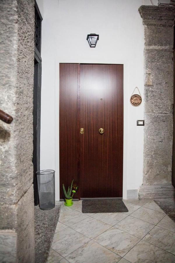 Plebiscito House - Casa Vacanze Napoli Buitenkant foto